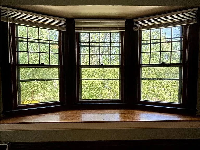 115 Bidwell Pkwy — Photo 5