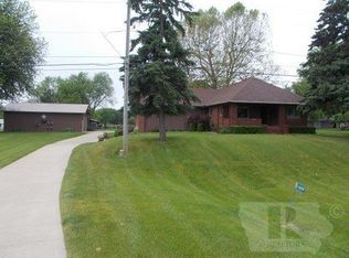 1609 S Market St, Oskaloosa, IA 52577