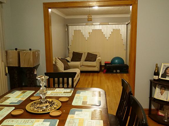 4th image of 1239 S 57th Ct