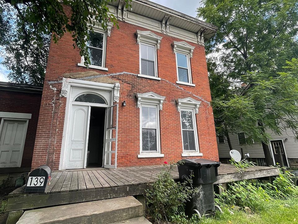 1st image of 139 Huron St