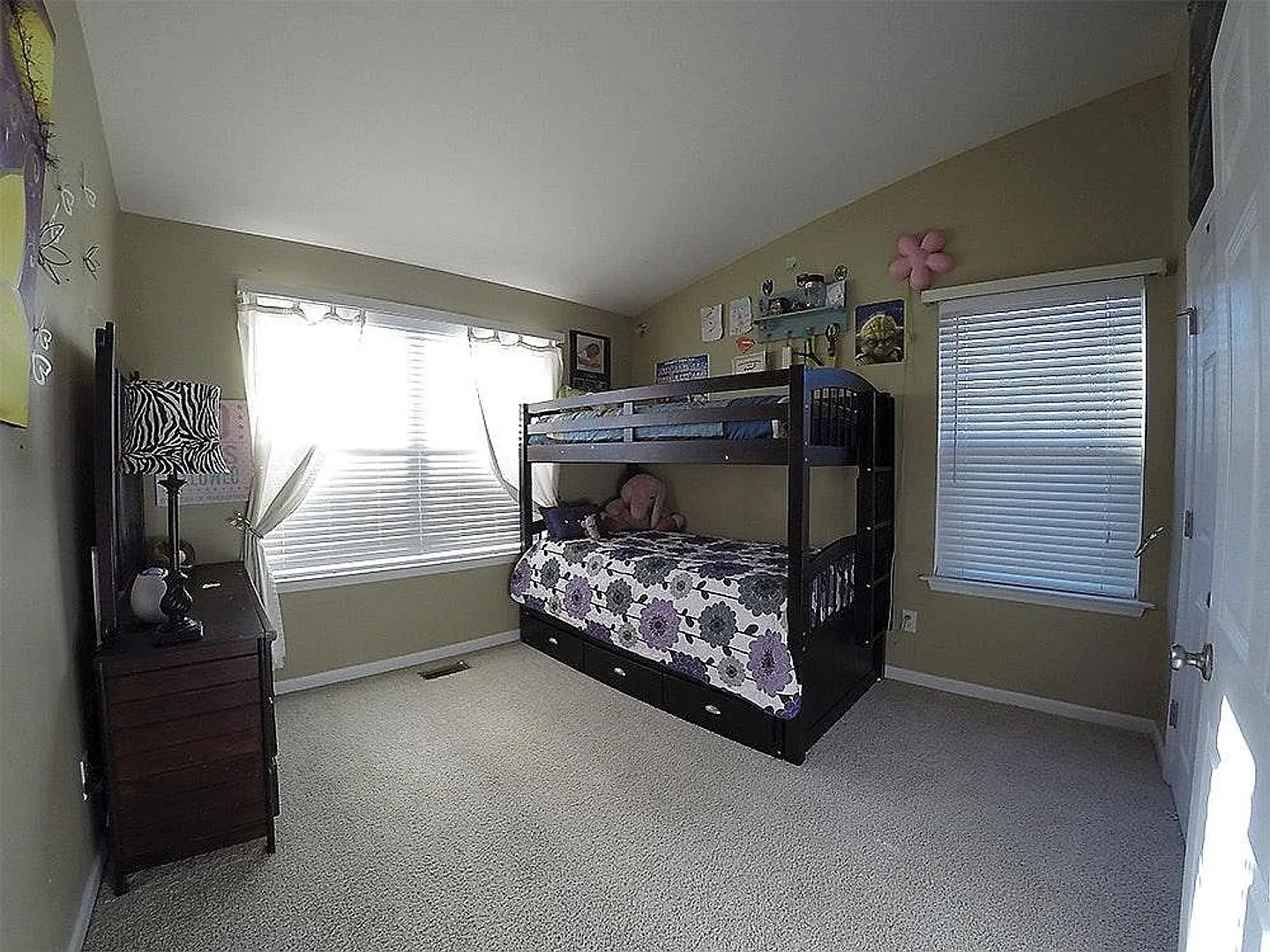 Room in 4 Bedroom Home at Haywards Heath Ln — Photo 4