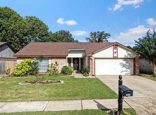16338 Pebbleglen Dr, Houston, TX 77095
