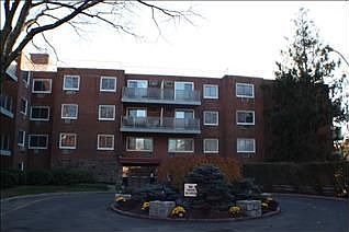 1st image of 372 Central Park Ave APT 1B