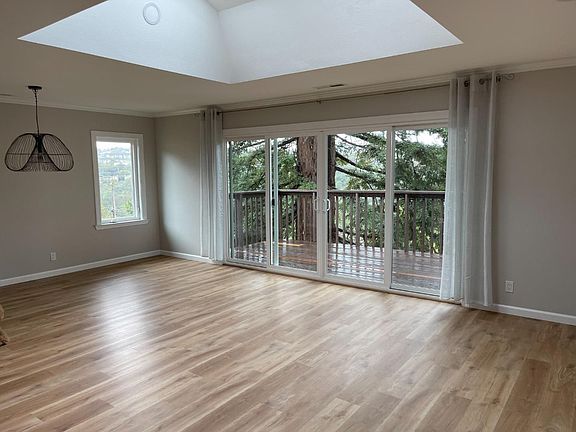 5th image of 2625 Sequoia Way