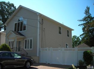 79 Wyandotte Ave, Dumont, NJ 07628