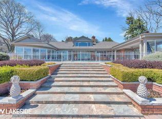 800 N Riverside Ave, Saint Clair, MI 48079