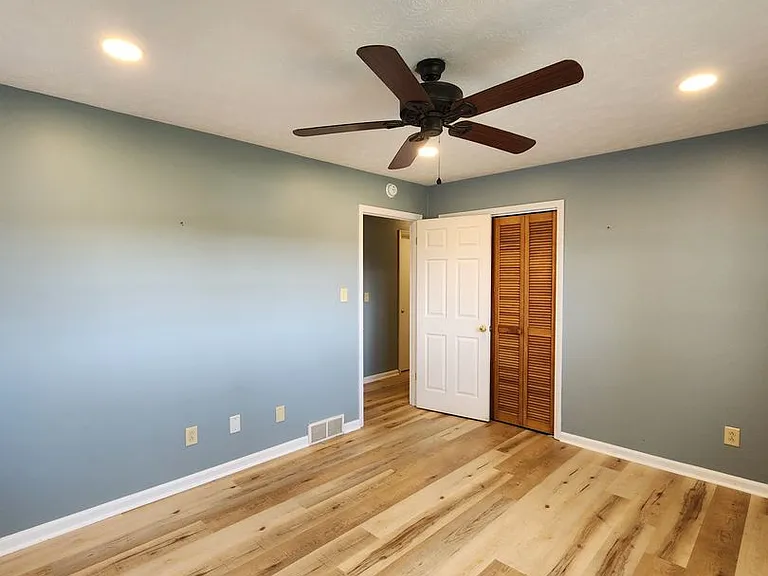 917 Olivette Rd — Photo 14
