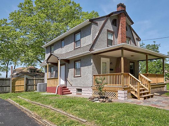 2nd image of 451 W River Dr