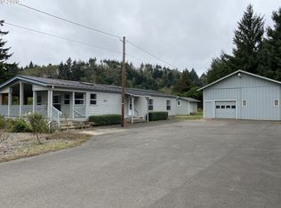 63186 E Port Rd, Coos Bay, OR 97420