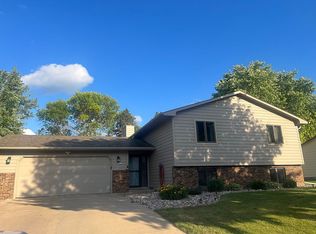 4308 S Magnolia Ave, Sioux Falls, SD 57103