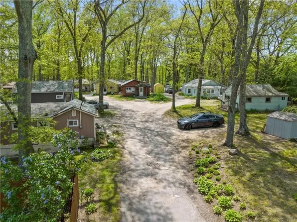 178 W Main St #7, Niantic, CT 06357