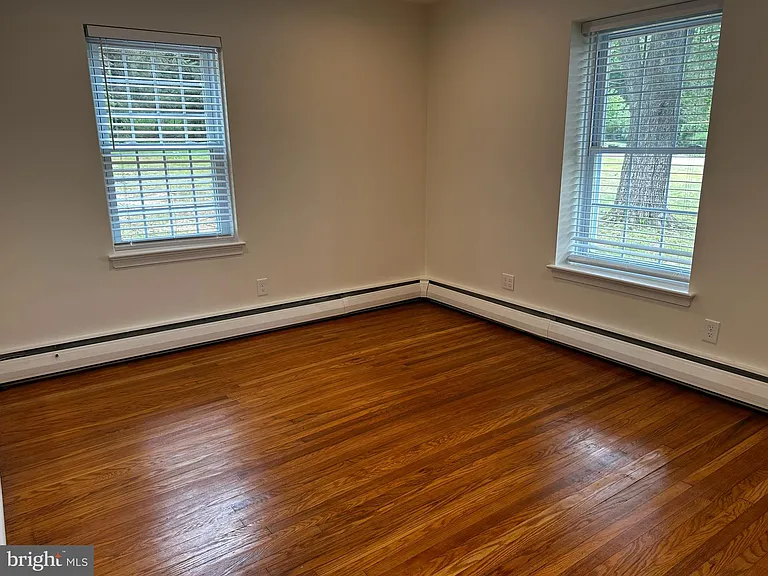 4 Smedley Dr — Photo 27