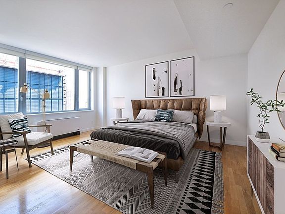 4th image of 88 Leonard St APT 815