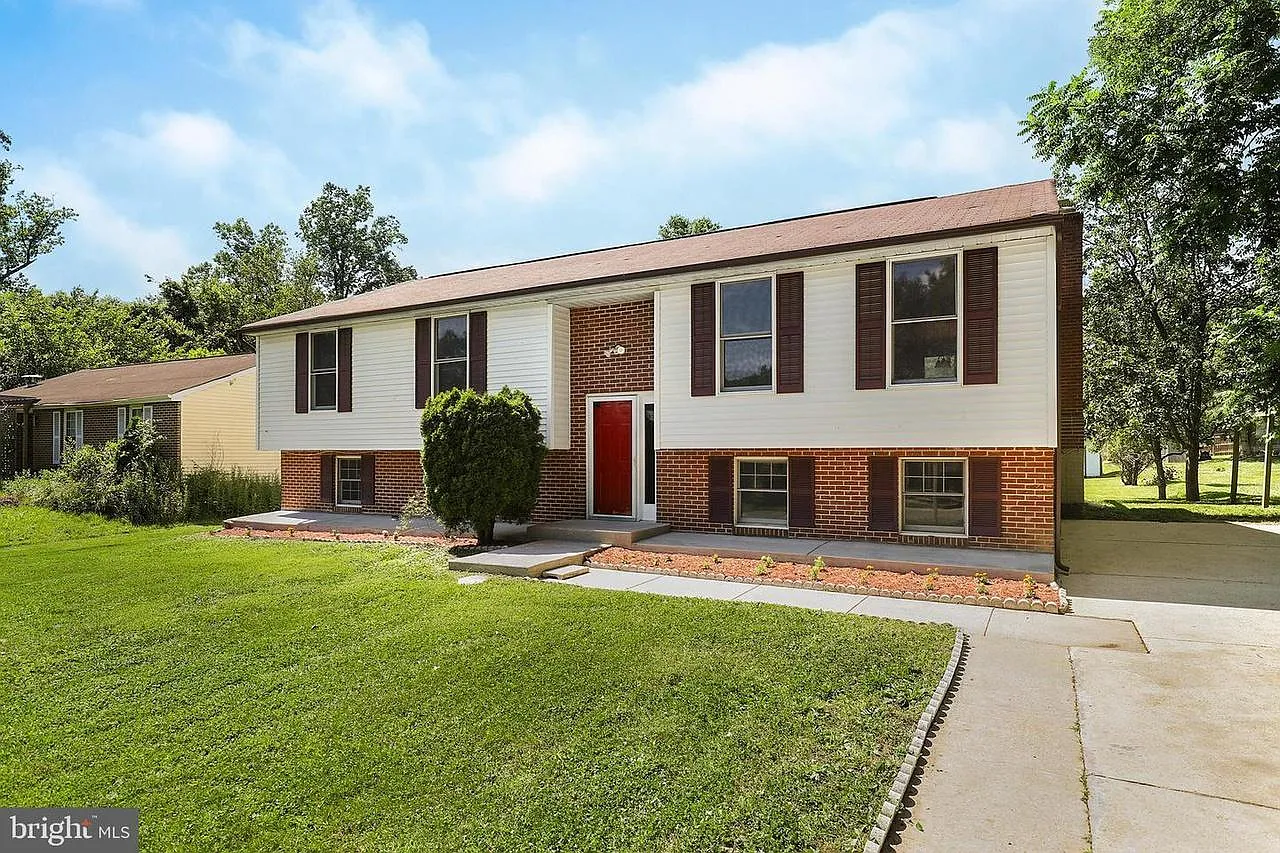 1 bed, 2656 sqft, $700 — Photo 2