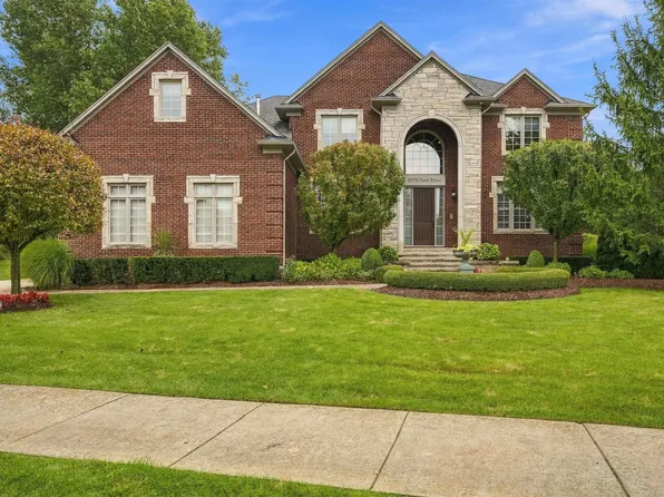 62578 Pond Dr, Washington, MI 48094