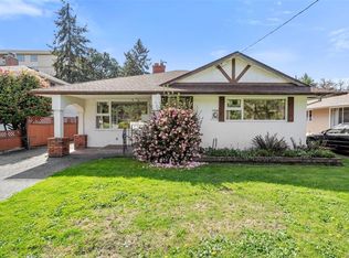 1075 Lodge Ave, Saanich, BC V8X 3B2