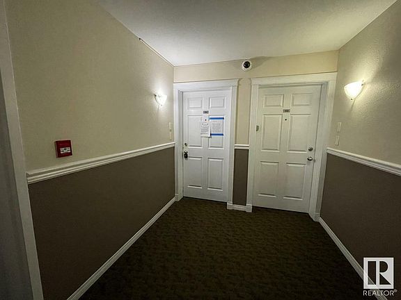 5th image of 4309 33rd St #332