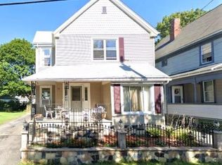 40 Anthony St, East Providence, RI 02914