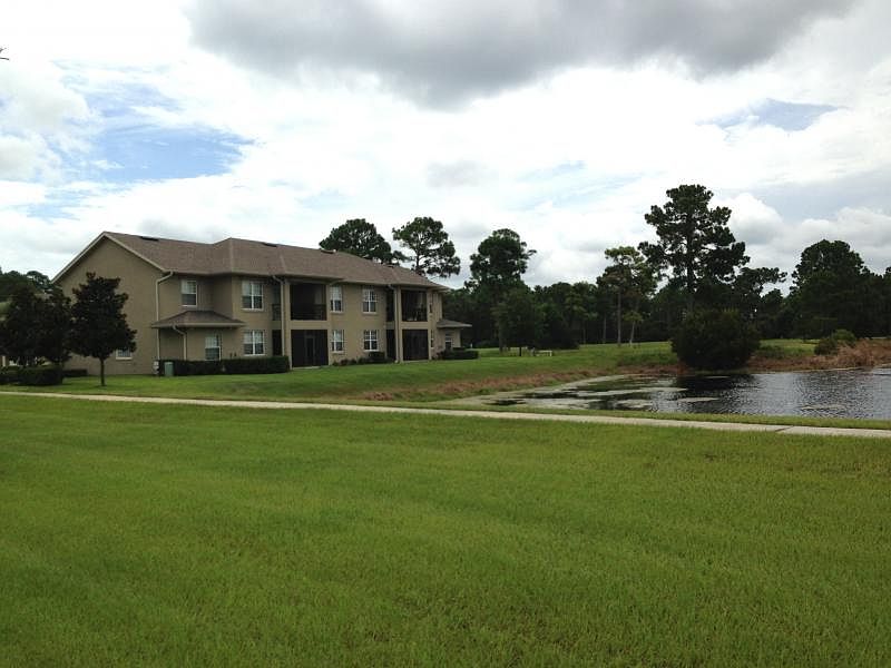 2nd image of 636 Shores Blvd