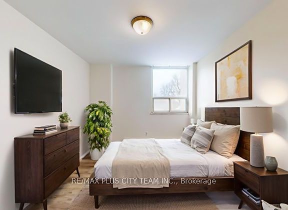 5th image of 3311 Kingston Rd #311