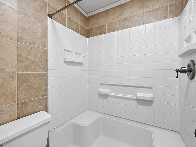 7630 Falcon Rest Cir — Photo 25