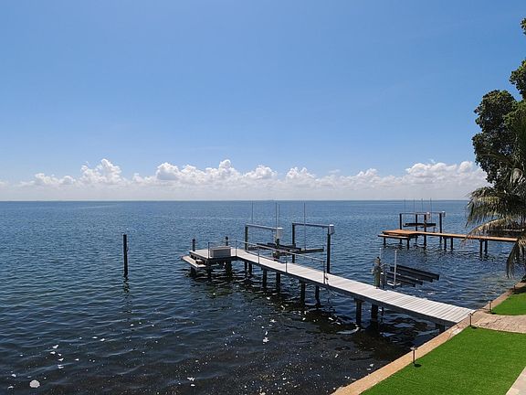 3rd image of 3750 Coquina Key Dr SE