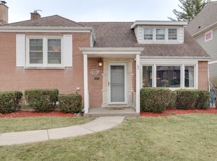 419 S Hawthorne Ave, Elmhurst, IL