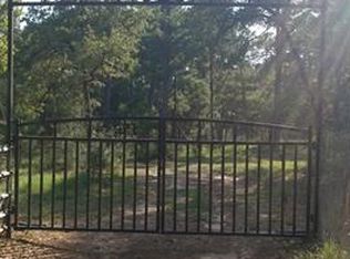 523 Pine Valley Loop, Smithville, TX 78957