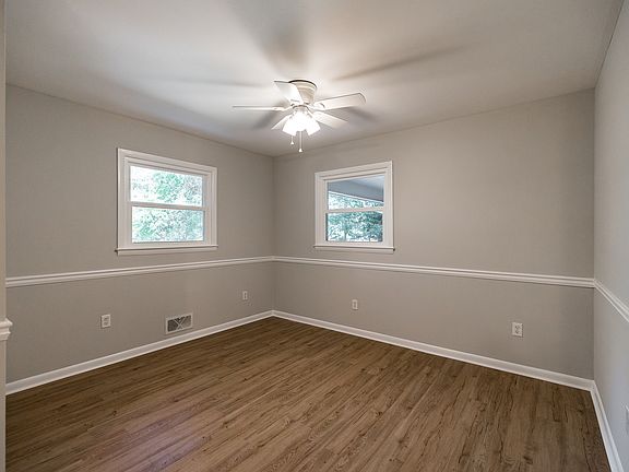 5th image of 235 Rivermont Rd