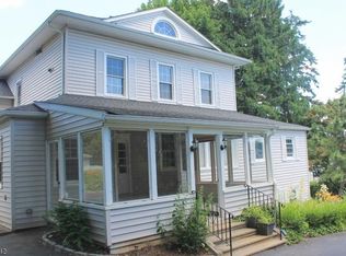 22 Rockland Ter #2, Verona, NJ 07044