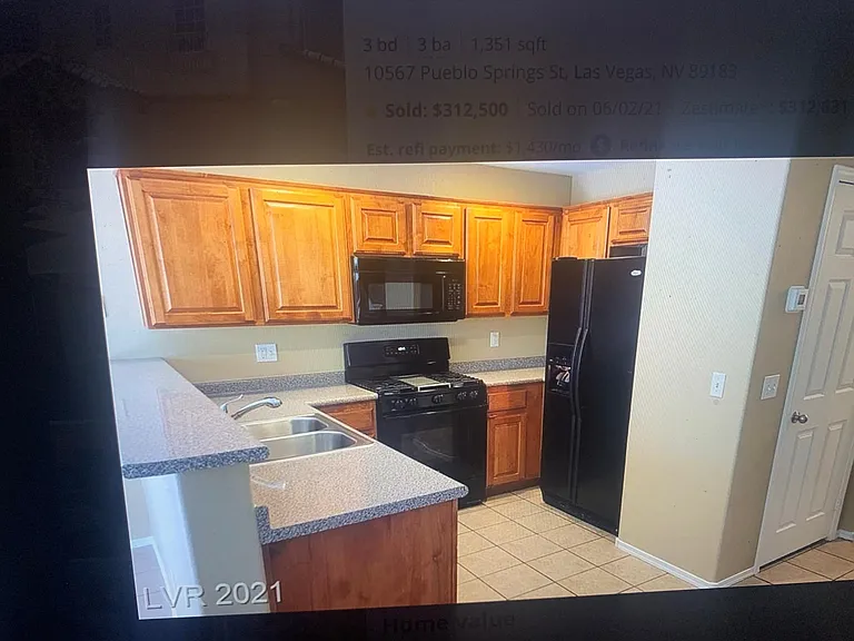 10567 Pueblo Springs St — Photo 3