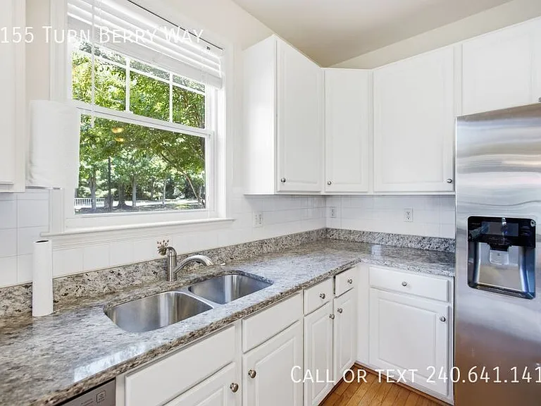2155 Turnberry Way — Photo 12