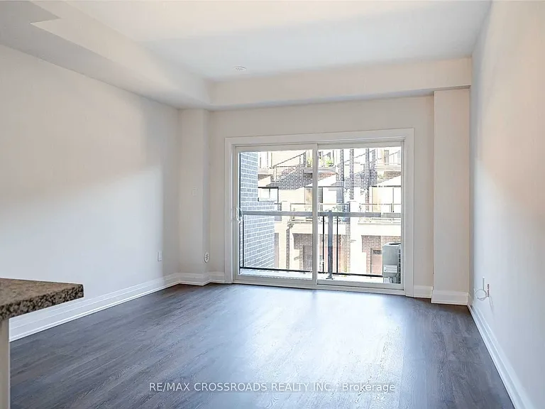 37 Creekbank Rd — Photo 3