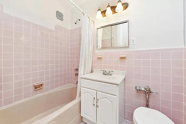 Rented by Owner | media 4