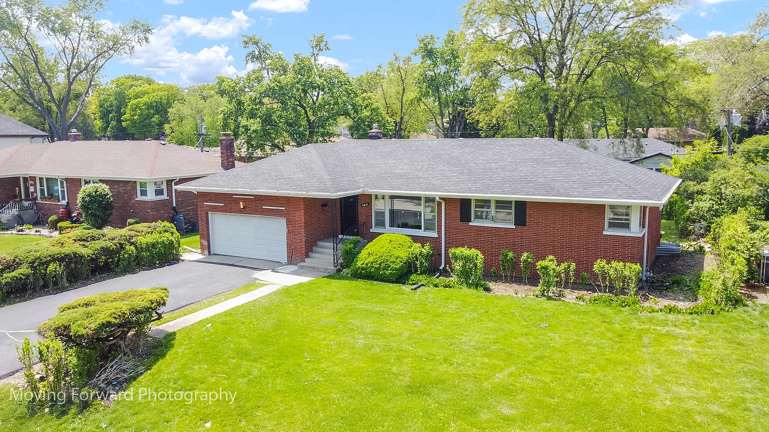 10816 S Nordica Ave photo 1