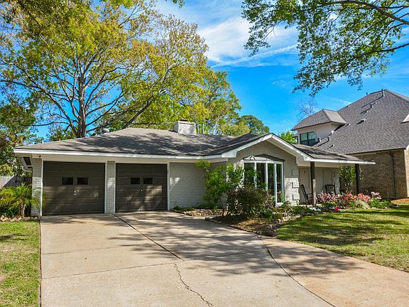 3rd image of 14110 Barryknoll Ln