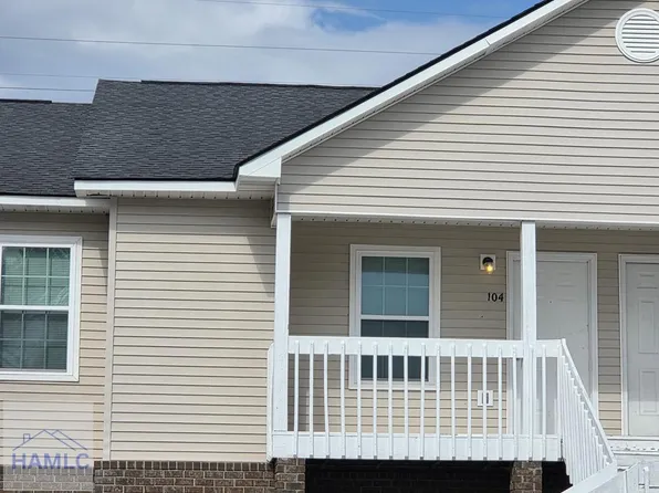 350 Beverly St APT 104, Hinesville, GA 31313