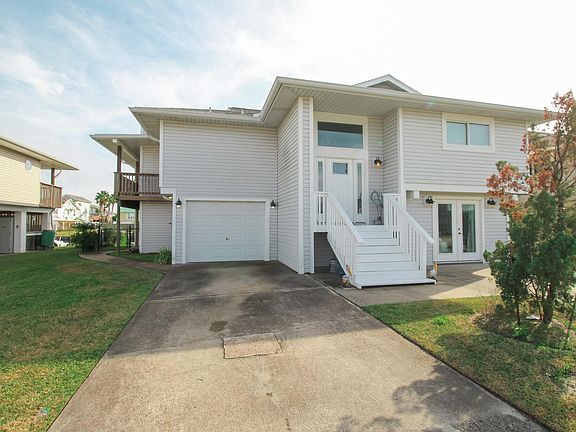 2nd image of 1107 Redfish St