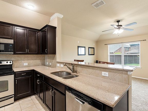 5th image of 5101 Bluewater Dr