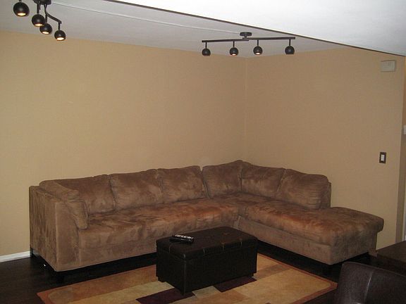 3rd image of 253 Bruckner Ave