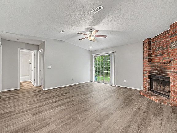 3rd image of 1428 N Boxley Ave