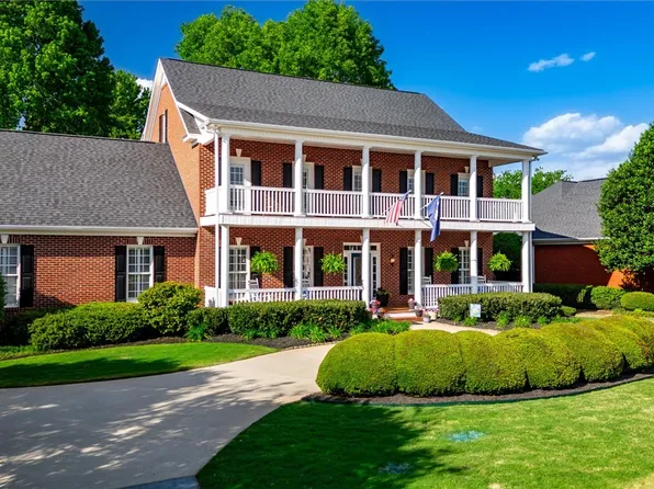 140 Parkside Dr, Anderson, SC 29621