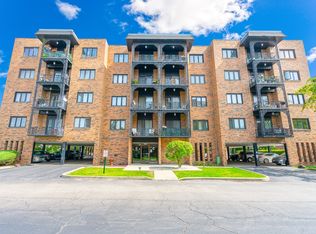 9335 Landings Ln UNIT 305, Des Plaines, IL 60016