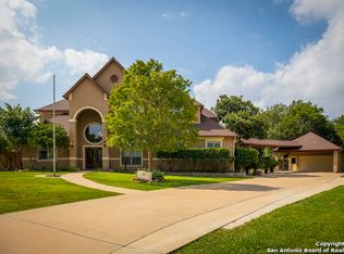 17 Horseshoe Ct, New Braunfels, TX 78132