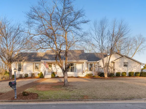 208 Knights Bridge Rd, Florence, AL 35630