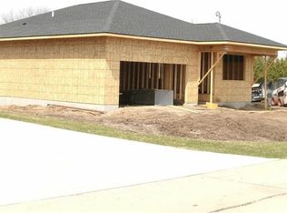 660 Hunter Dr, Evansdale, IA