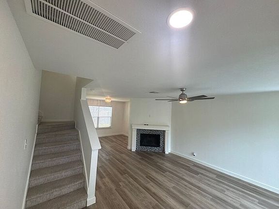 4th image of 16605 Jadestone Dr