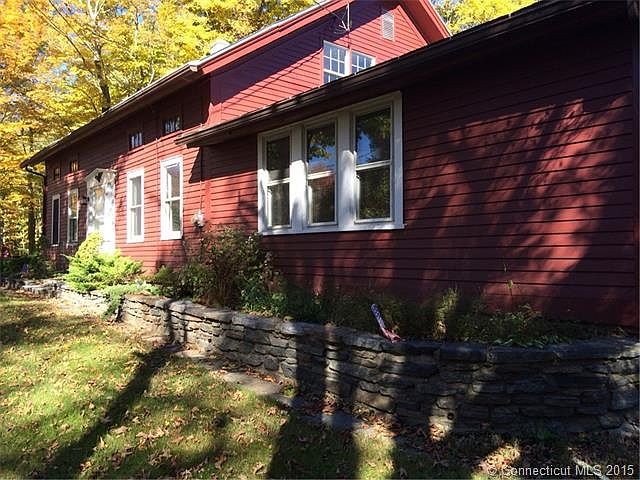 2nd image of 206 Buff Cap Rd