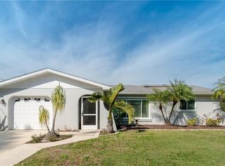 9031 E River Rd, Venice, FL 34293