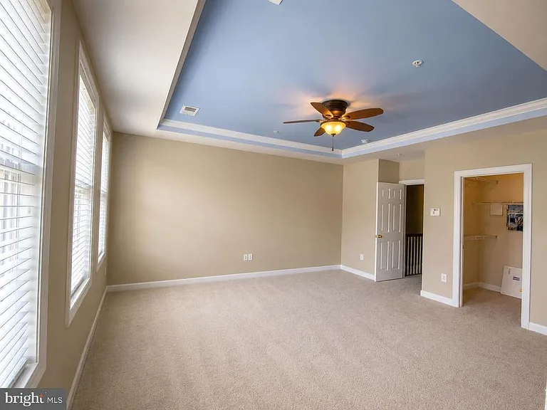9520 Hyde Pl — Photo 11